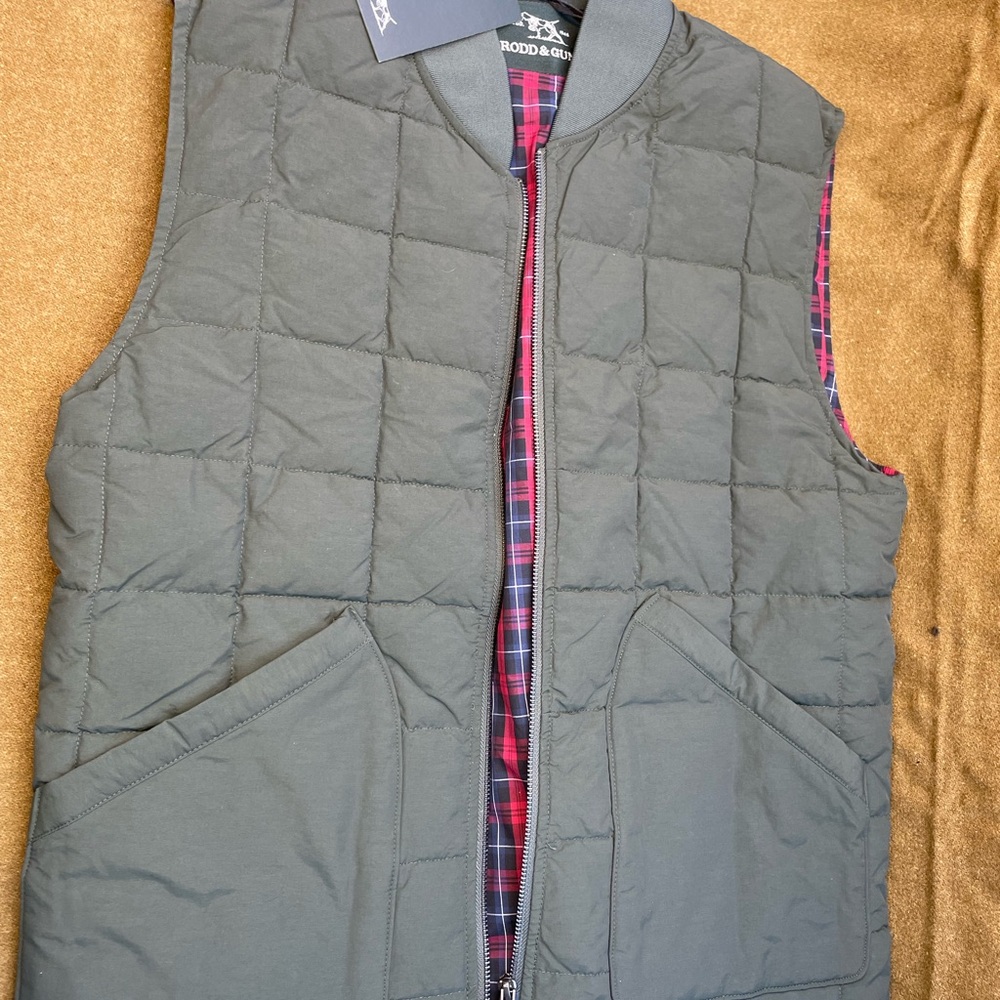 Rodd & Gunn Men's Gray Quilted Vest